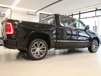 2025 دودج رام 1500 ليمتد