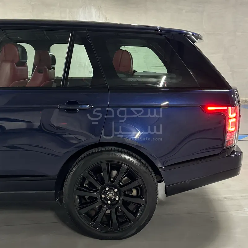 2015 لاند روفر رينج روفر فوج اس اي سوبر تشارج