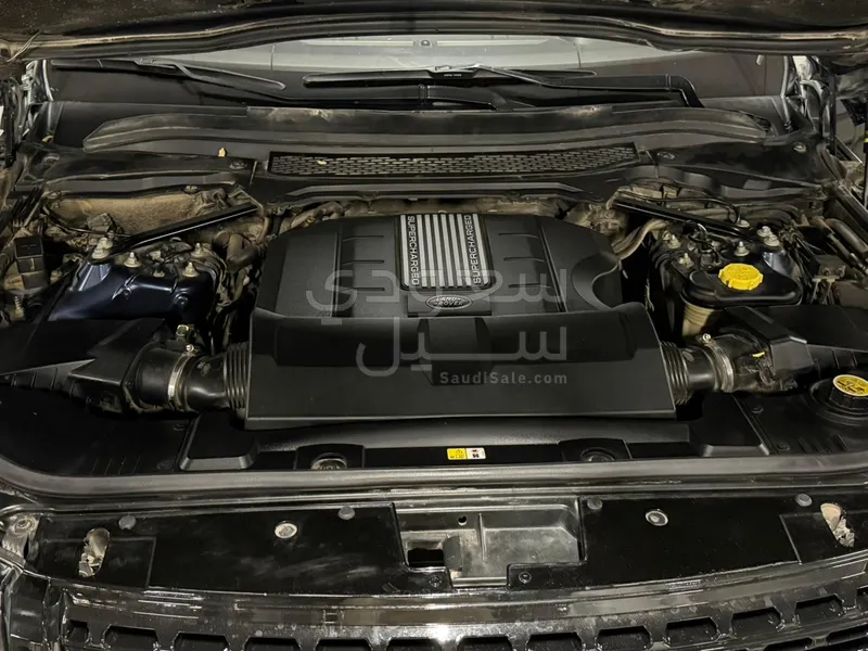 2015 لاند روفر رينج روفر فوج اس اي سوبر تشارج