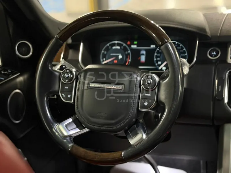 2015 لاند روفر رينج روفر فوج اس اي سوبر تشارج