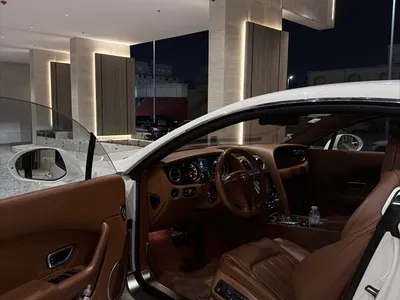 2014 بنتلي كونتيننتل جي تي