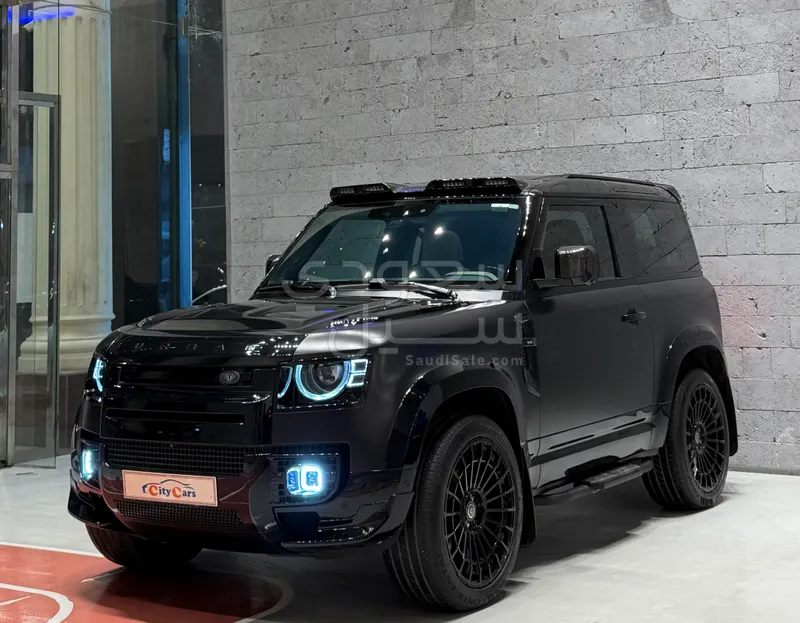 2023 لاند روفر ديفيندر 90