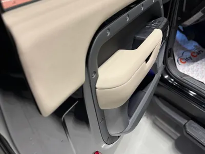 2023 لاند روفر ديفيندر 90