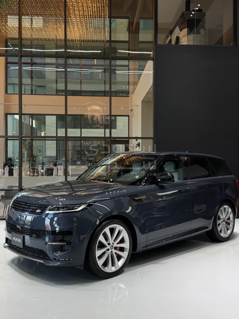 2025 لاند روفر رينج روفر سبورت اتش اس اي