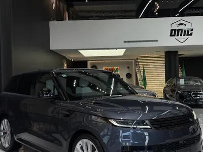 2025 لاند روفر رينج روفر سبورت اتش اس اي