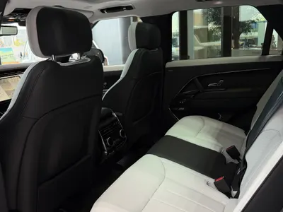 2025 لاند روفر رينج روفر سبورت اتش اس اي