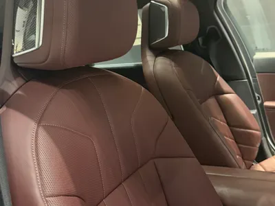 2025 بي ام دبليو الفئة السابعة 740أي