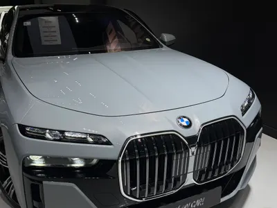 2025 بي ام دبليو الفئة السابعة 740أي