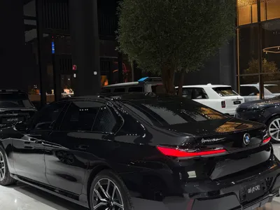 2025 BMW 7 Series 735i