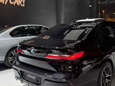 2025 BMW 7 Series 735i