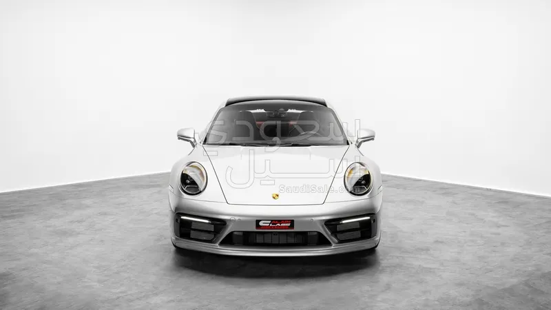 2024 بورش 911 كاريرا اس