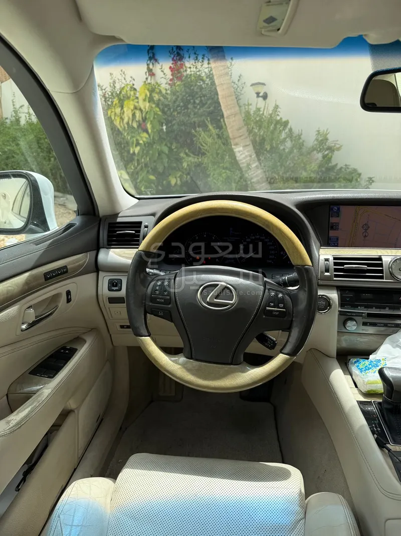 2014 Lexus LS 460 L