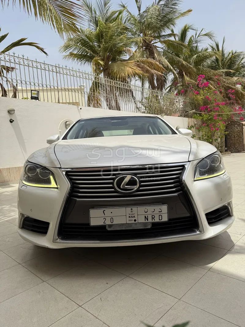 2014 Lexus LS 460 L