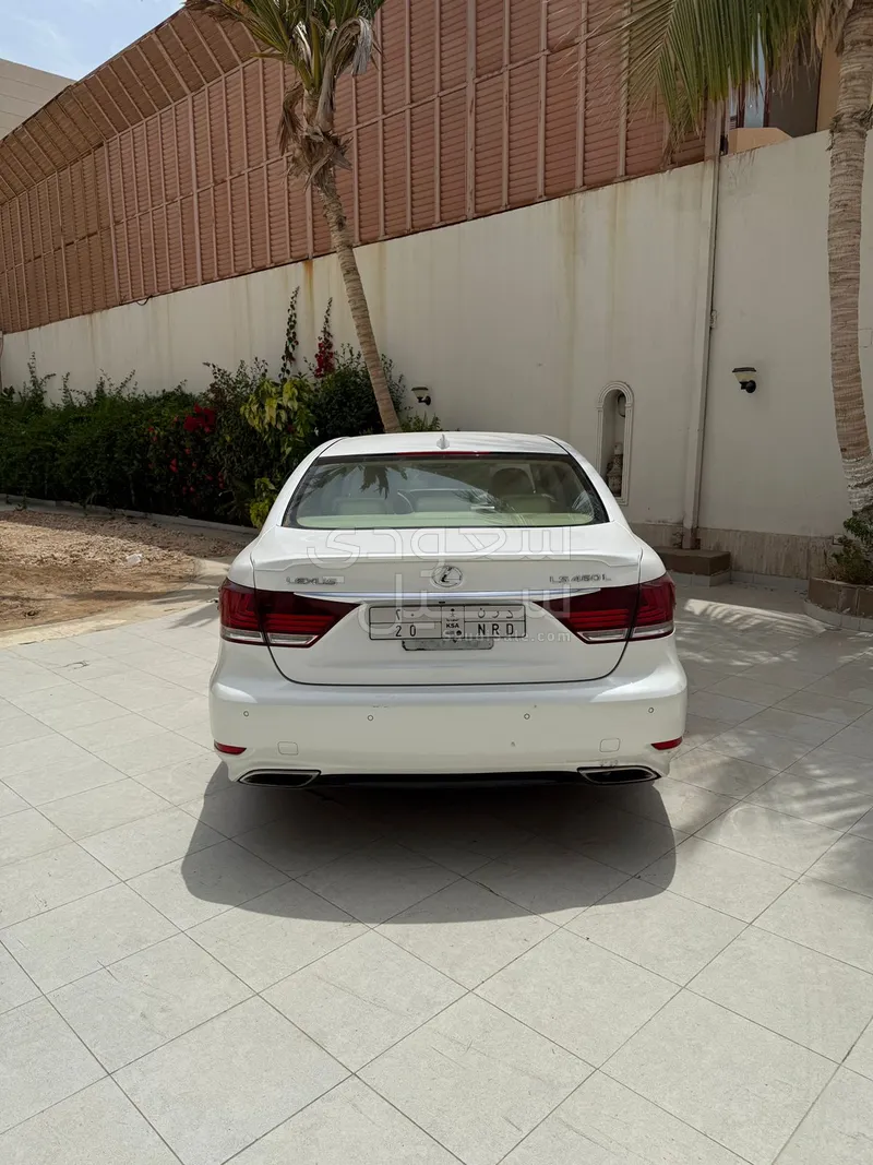 2014 Lexus LS 460 L