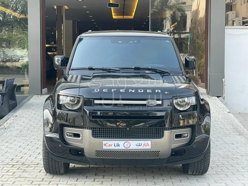 2025 لاند روفر ديفيندر