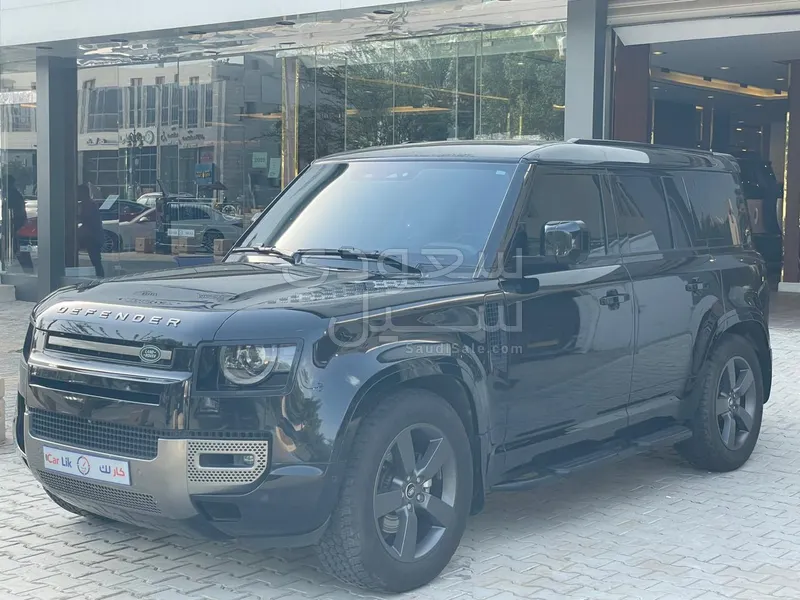 2025 لاند روفر ديفيندر