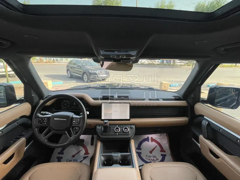 2025 لاند روفر ديفيندر