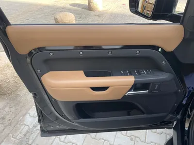 2025 لاند روفر ديفيندر