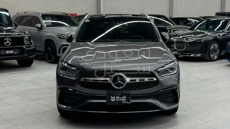 2022 مرسيدس - بنز جي إل أي 200