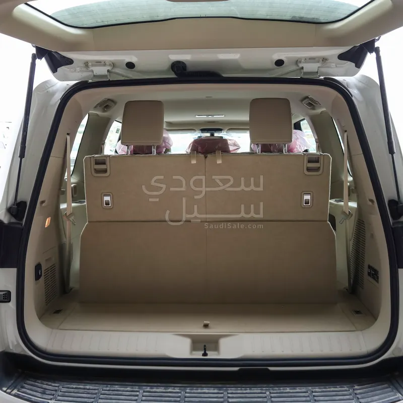 2025 تويوتا لاند كروزر جي اكس ار