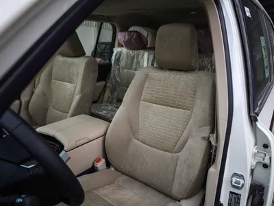 2025 تويوتا لاند كروزر جي اكس ار