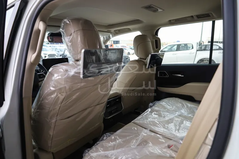 2026 تويوتا لاند كروزر جي اكس ار