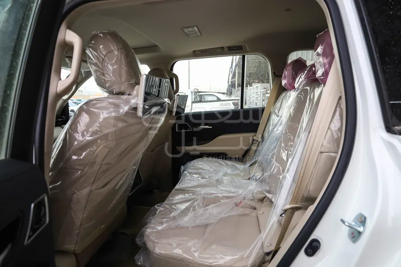 2026 تويوتا لاند كروزر جي اكس ار