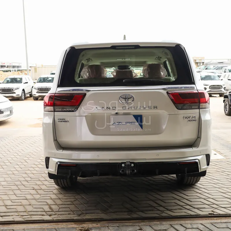 2026 تويوتا لاند كروزر جي اكس ار