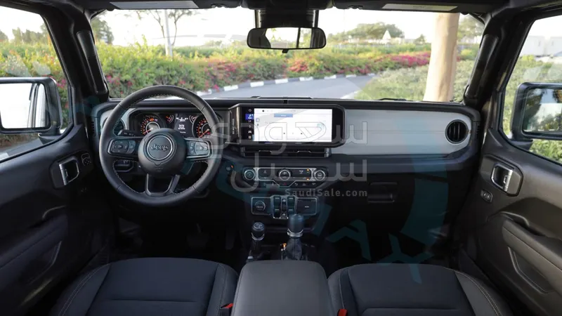 2025 جييب رانجلر سبورت بلس