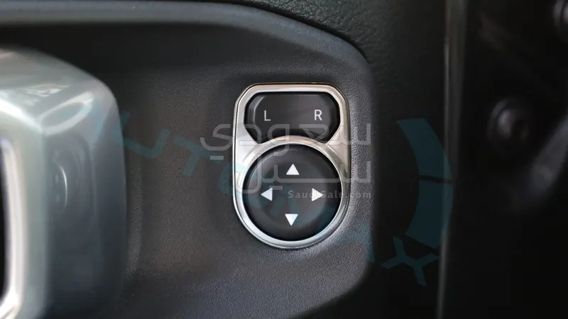 2025 جييب رانجلر سبورت بلس