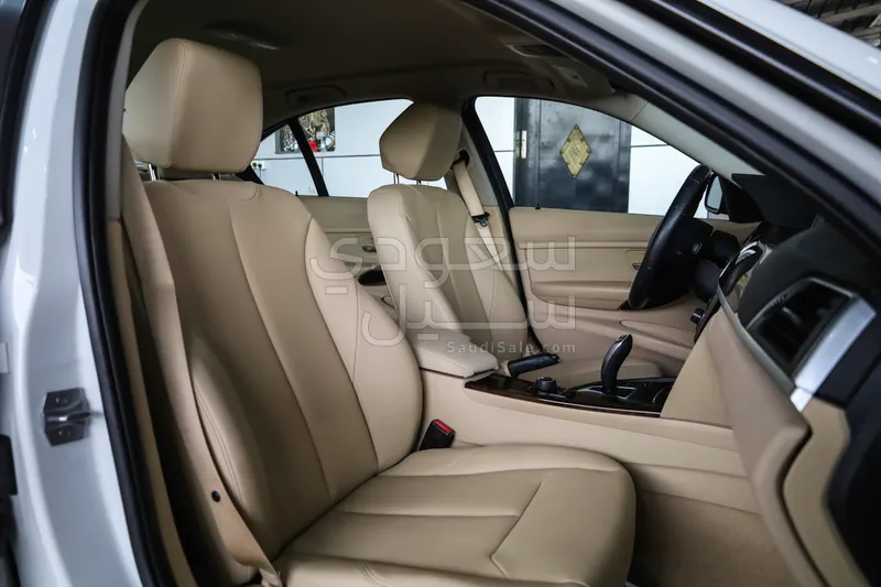 2016 BMW 3 Series 320i