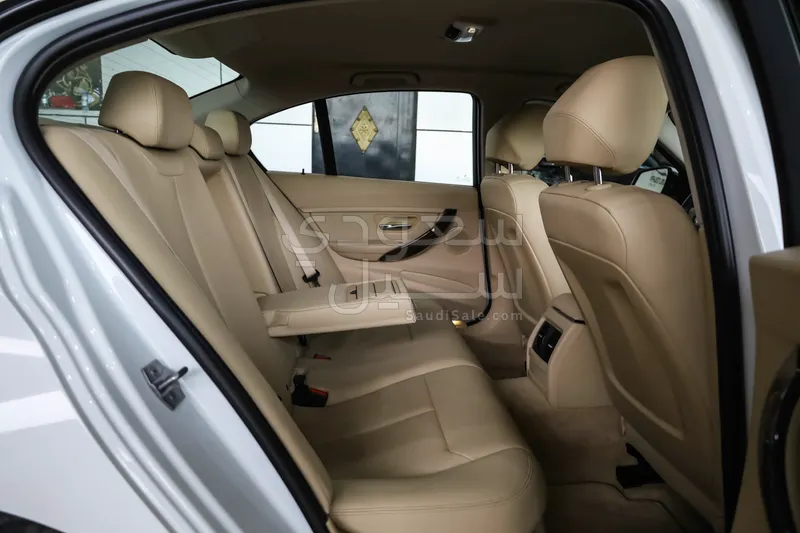 2016 BMW 3 Series 320i