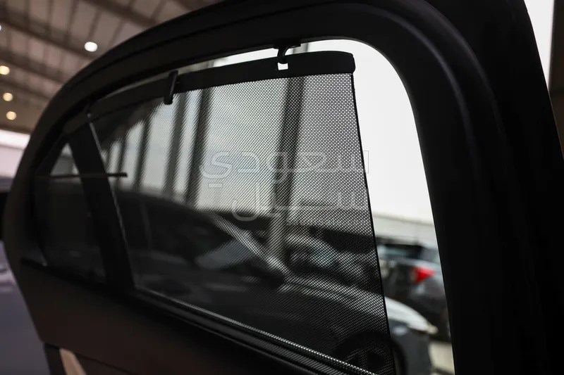 2021 مرسيدس - بنز إي 300