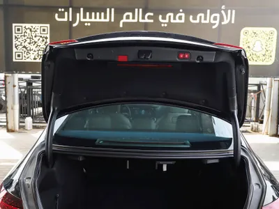 2021 مرسيدس - بنز إي 300