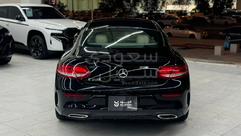 2018 مرسيدس - بنز سي 300