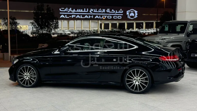 2018 مرسيدس - بنز سي 300