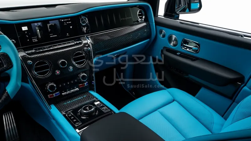 2026 رولز رويس كولينان