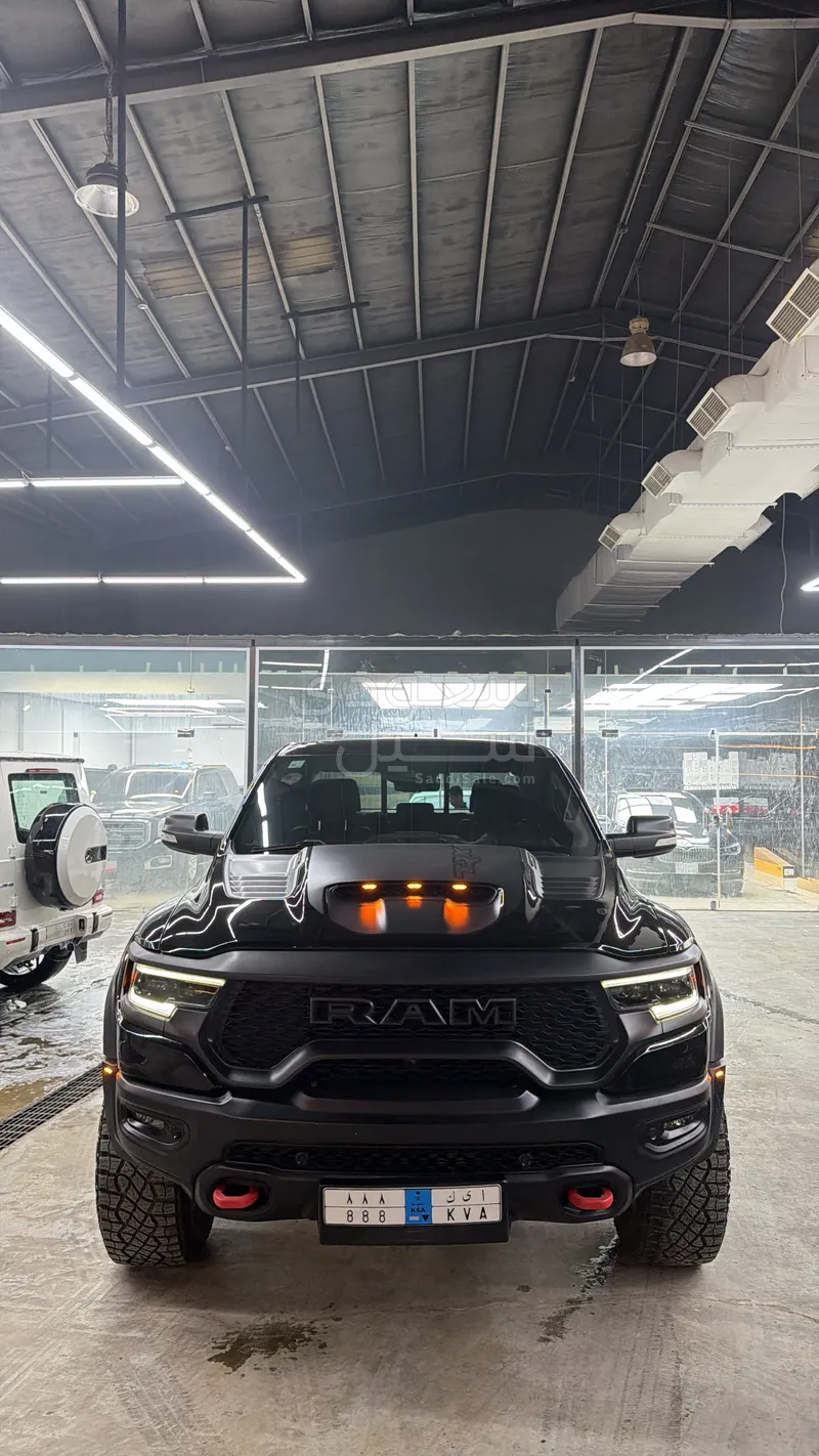 2022 دودج رام تي ار اكس