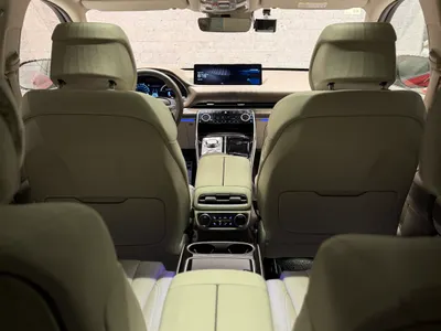 2023 جينيسيس جي في 80