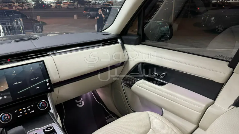 2023 لاند روفر رينج روفر اتش اس اي