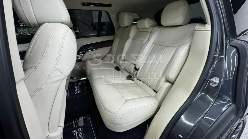 2023 لاند روفر رينج روفر اتش اس اي