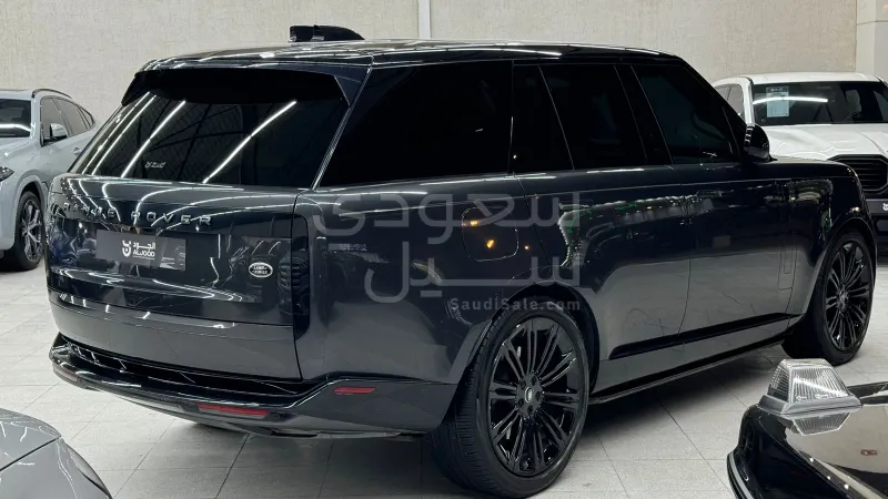 2023 لاند روفر رينج روفر اتش اس اي