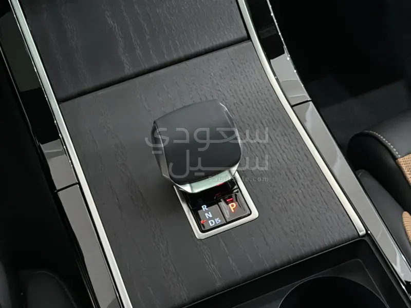 2026 لاند روفر رينج روفر فيلار فيلار