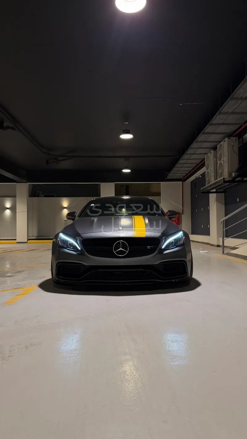 2017 مرسيدس - بنز سي الاصدار 1