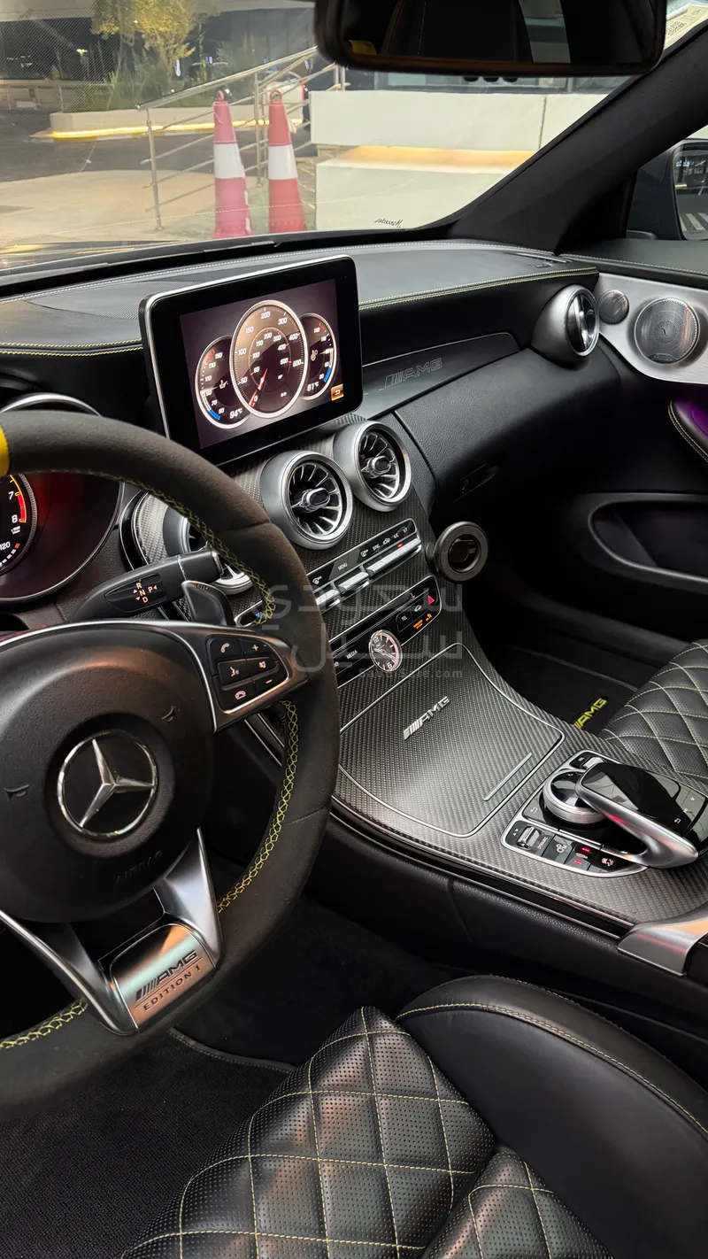 2017 مرسيدس - بنز سي الاصدار 1