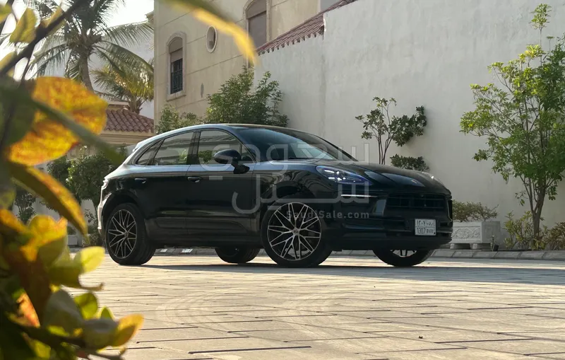 2025 بورش ماكان