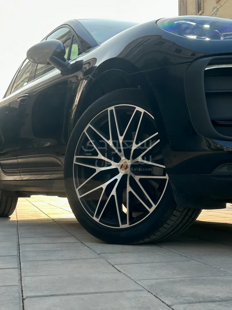 2025 بورش ماكان