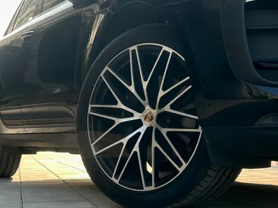 2025 بورش ماكان