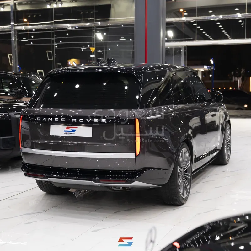 2026 لاند روفر رينج روفر اوتوبيوغرافي