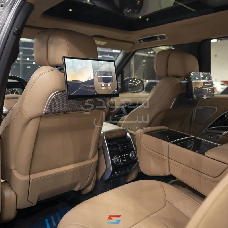 2026 لاند روفر رينج روفر اوتوبيوغرافي